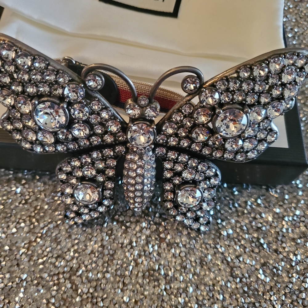 🦋 💖✨️GUCCI BUTTERFLY CRYSTAL BRACLET  🦋💖 ✨️